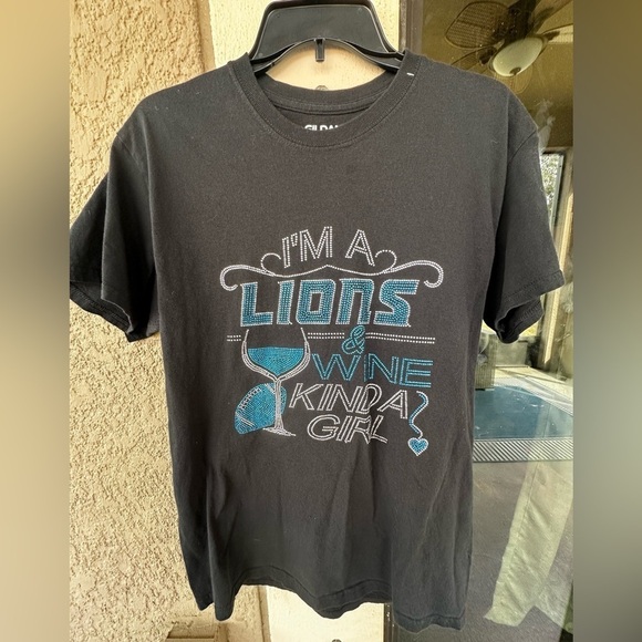 Gildan NFL Lions Bling Graphic Tee - Picture 1 of 5